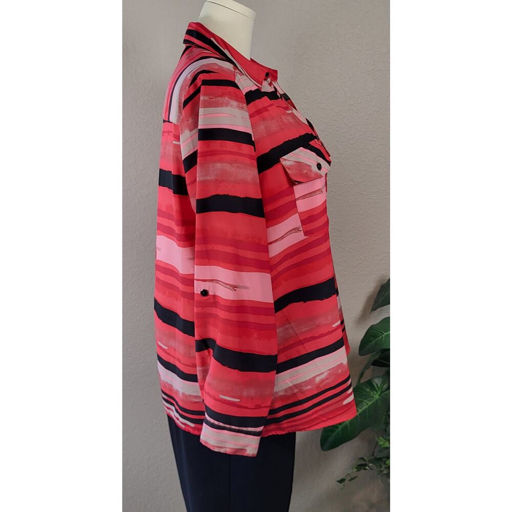ELEMENTZ Plus Size Dressy Button Up Top | Red and Black | Size 2X or Size 18/20 - Picture 4 of 10